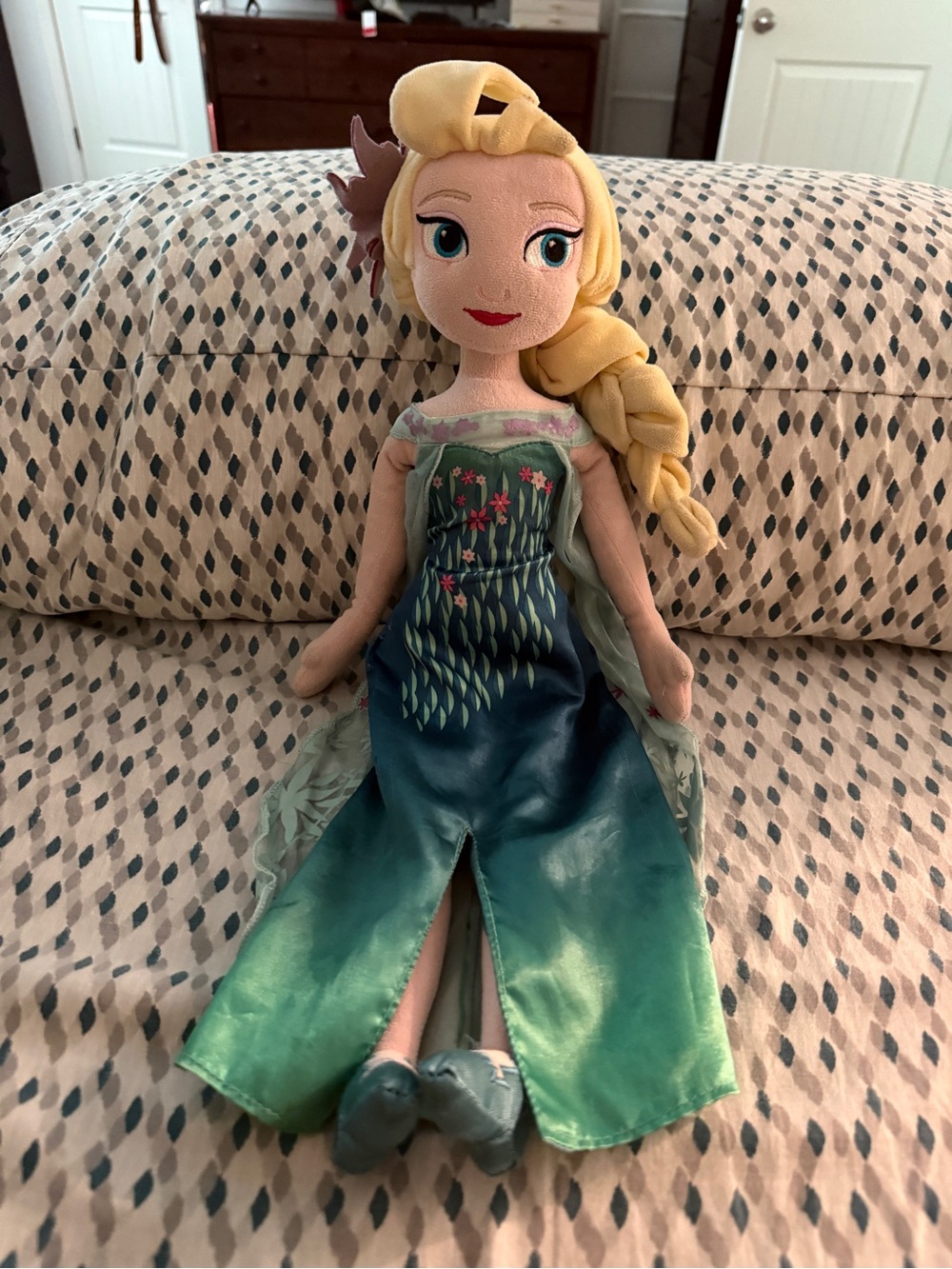 Disney Store Brand Else Frozen Fever, 18”